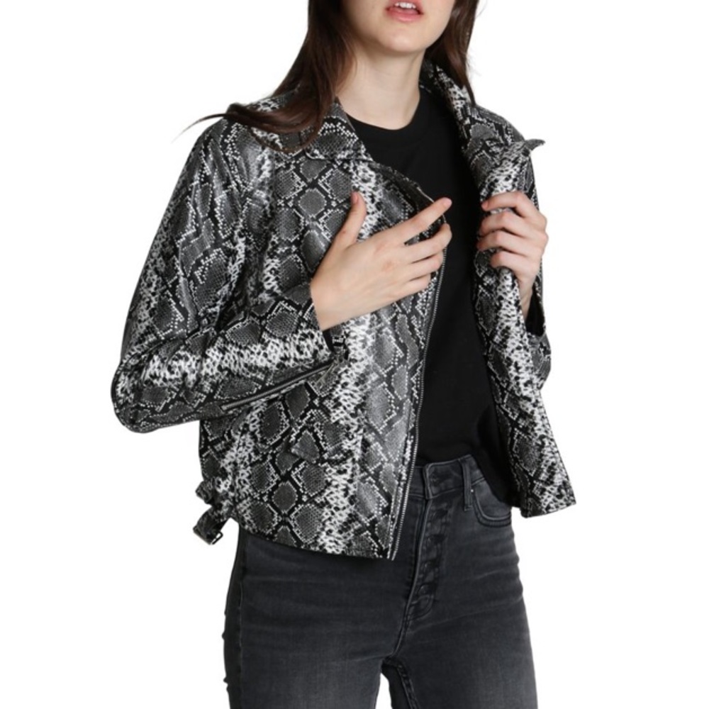Vigoss snake print faux leather jacket NWT
